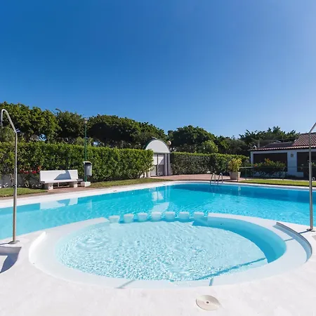 La Casa Blanca A Smart And Sunny,3 Bedrooms House Villa *